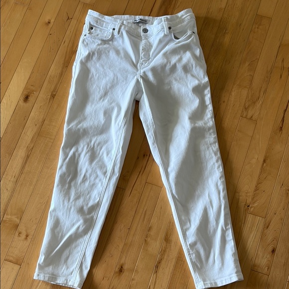 Tommy Bahama White Leila mid rise slim Boyfriend Jeans size 10 - Picture 1 of 6